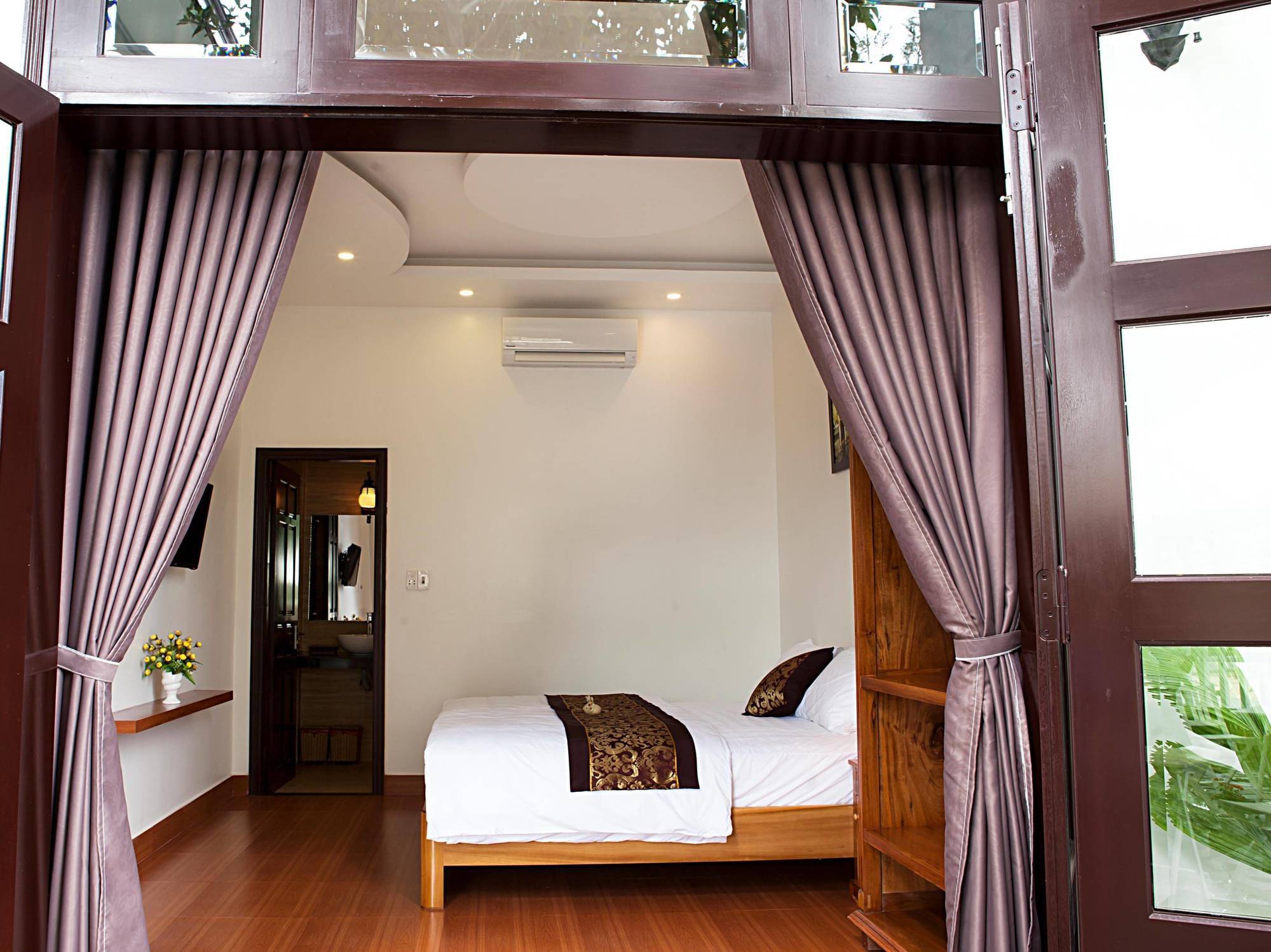 Blue Lake Homestay Хойан Экстерьер фото