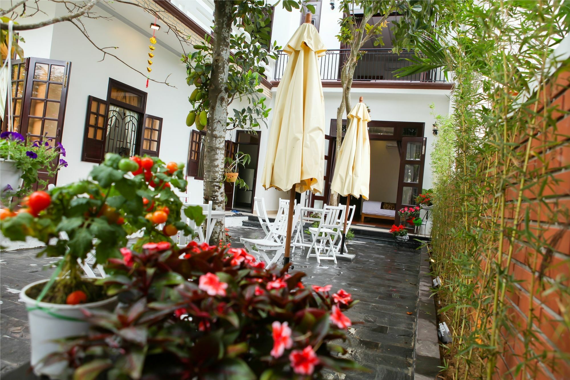 Blue Lake Homestay Хойан Экстерьер фото